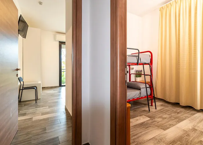 Vinsea Hotel